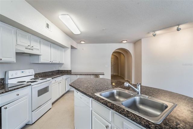 911 N ORANGE AVENUE 352, Orlando, FL 32801