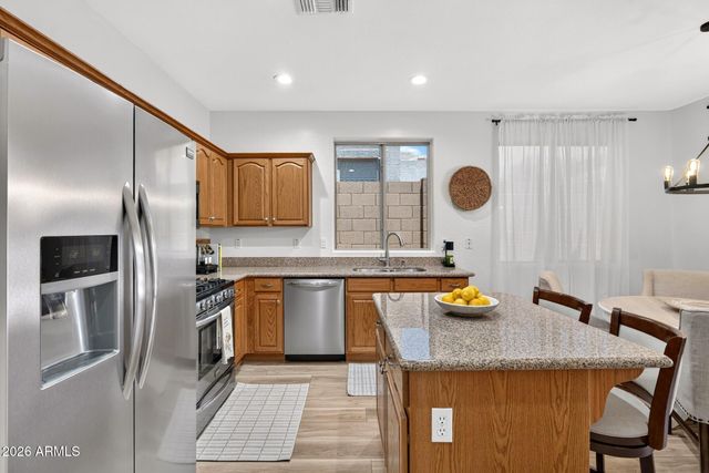 7241 E NORTHRIDGE Street, Mesa, AZ 85207