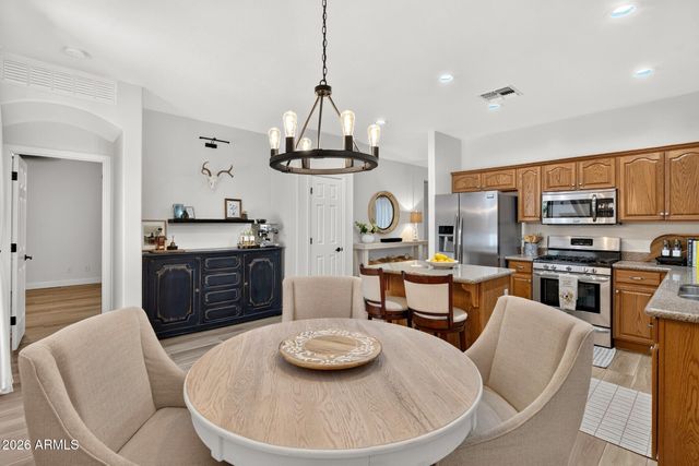 7241 E NORTHRIDGE Street, Mesa, AZ 85207
