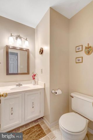 3352 BROKEN KNIFE CT, Annandale, VA 22003