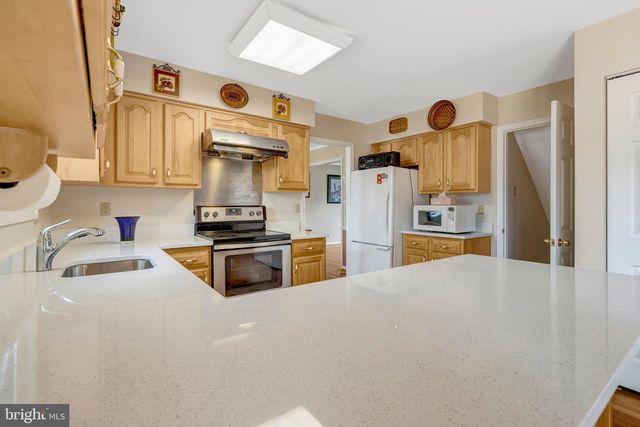 3352 BROKEN KNIFE CT, Annandale, VA 22003