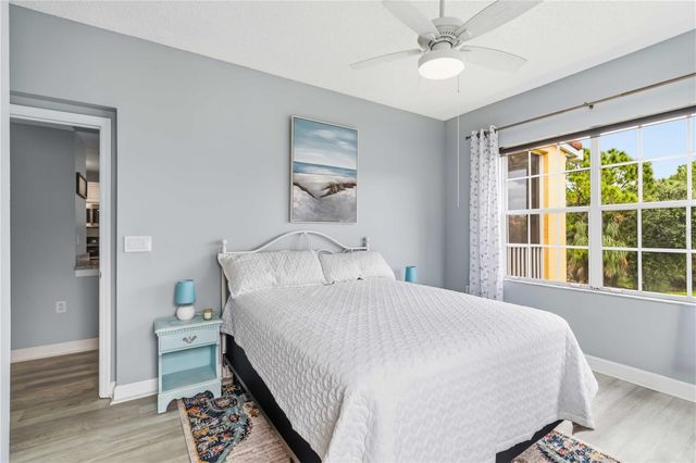 5601 BENTGRASS DRIVE 10-117, Sarasota, FL 34235