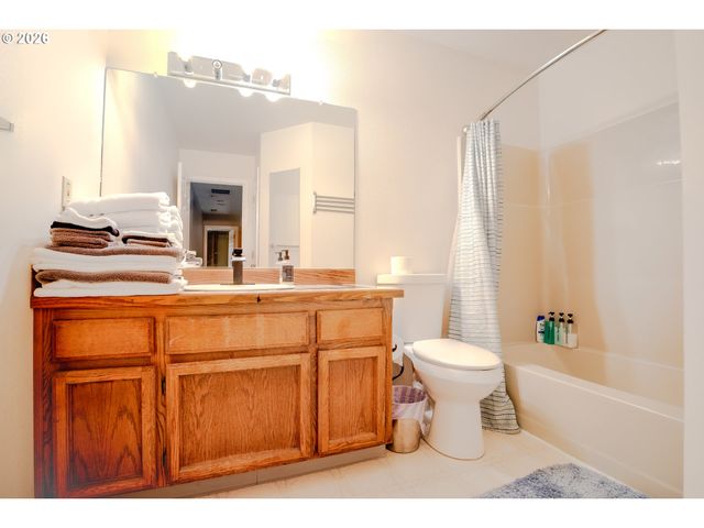 3600 Sw BRITTANY Dr, Gresham, OR 97080