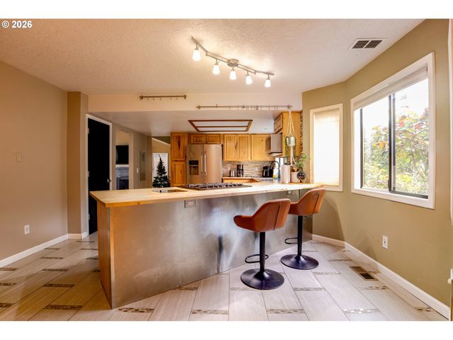 3600 Sw BRITTANY Dr, Gresham, OR 97080