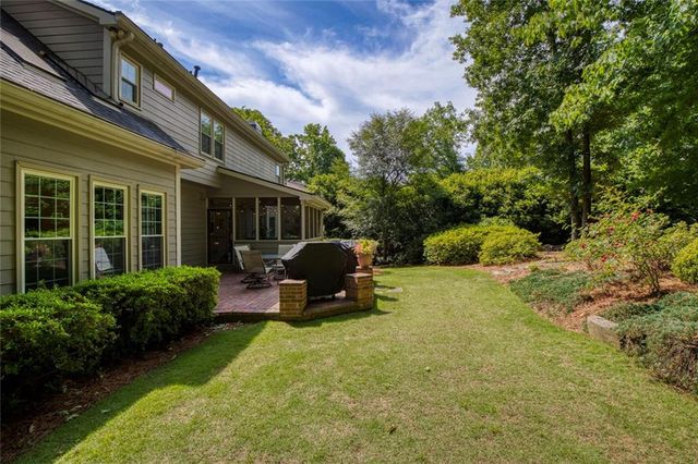 1780 Forest Pond Lane, Roswell, GA 30075