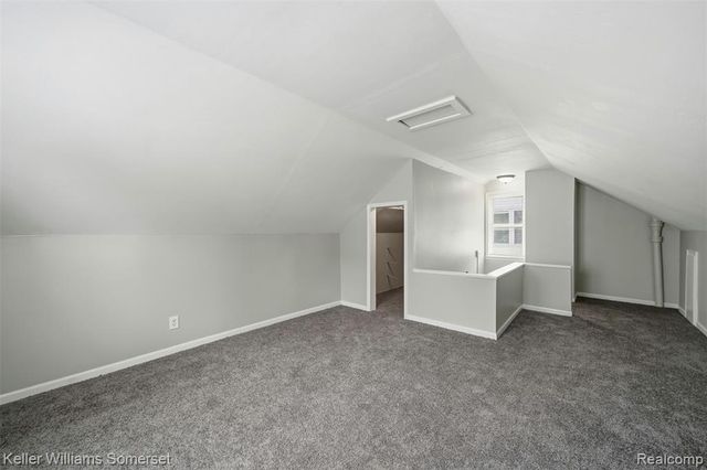 19693 Elkhart Street, Harper Woods, MI 48225