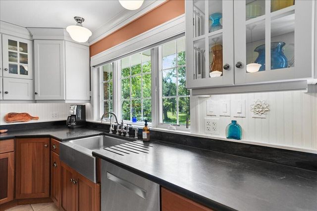 8811 Ainsworth Road, Hobart, IN 46342