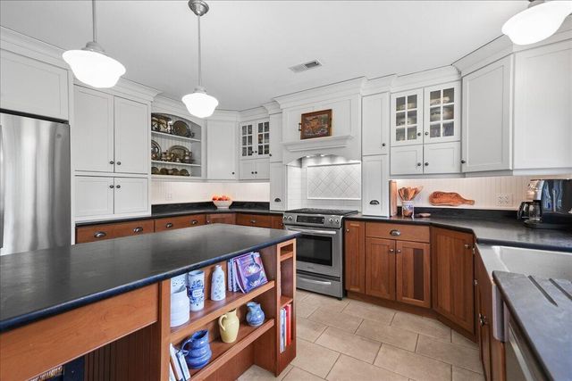 8811 Ainsworth Road, Hobart, IN 46342