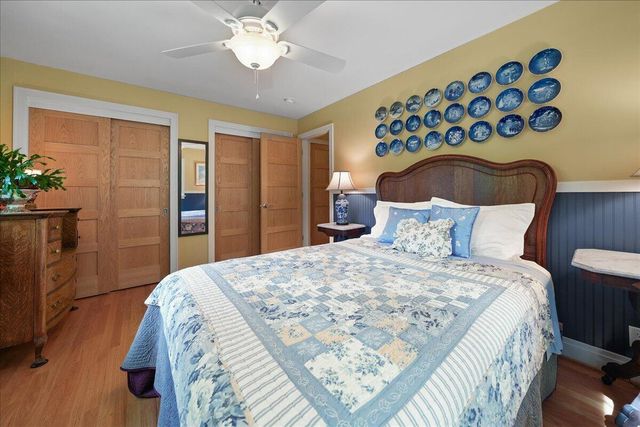 8811 Ainsworth Road, Hobart, IN 46342