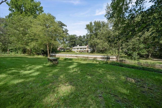 8811 Ainsworth Road, Hobart, IN 46342