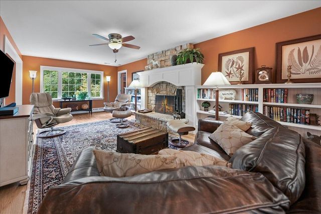 8811 Ainsworth Road, Hobart, IN 46342