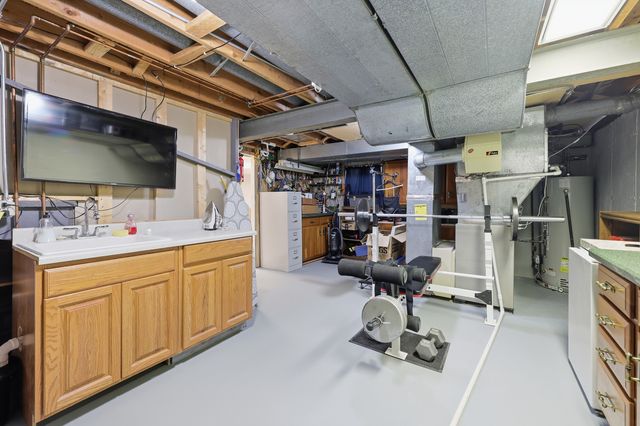 1132 S Fernandez Avenue, Arlington Heights, IL 60005