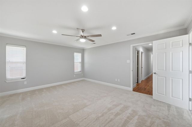 2804 Whispering Trail Circle, Pantego, TX 76013