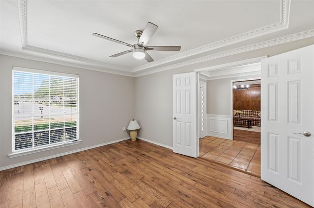 2804 Whispering Trail Circle, Pantego, TX 76013