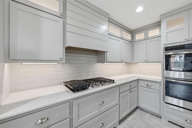 2804 Whispering Trail Circle, Pantego, TX 76013