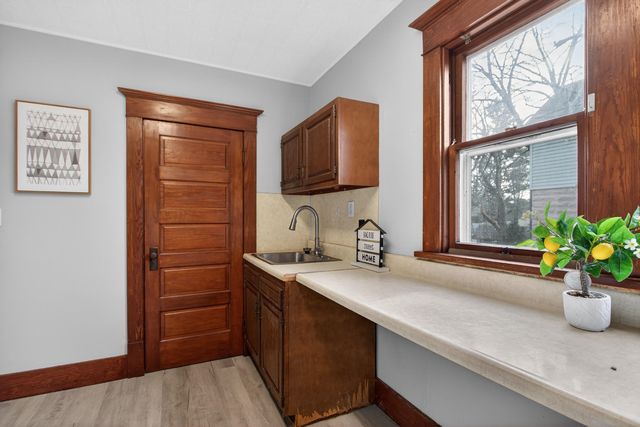 155 S Scott Street, Adrian City, MI 49221