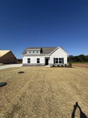 1125 Bluecreek Cir, Murfreesboro, TN 37129