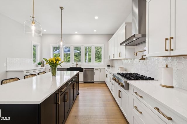 2634 Salient Point, Apex, NC 27523