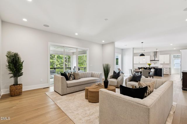 2634 Salient Point, Apex, NC 27523