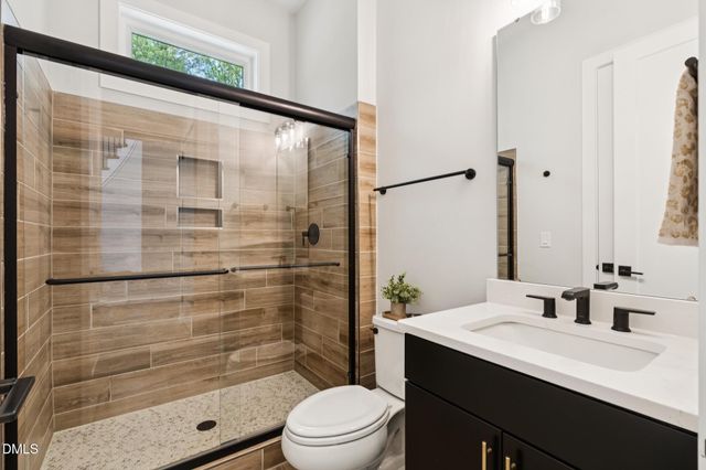 2634 Salient Point, Apex, NC 27523