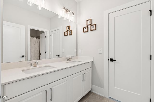 2634 Salient Point, Apex, NC 27523