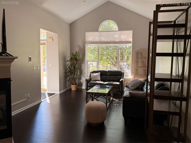 3101 Cameron Circle, Walled Lake, MI 48390