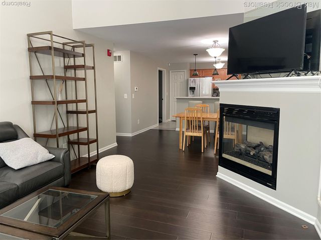 3101 Cameron Circle, Walled Lake, MI 48390