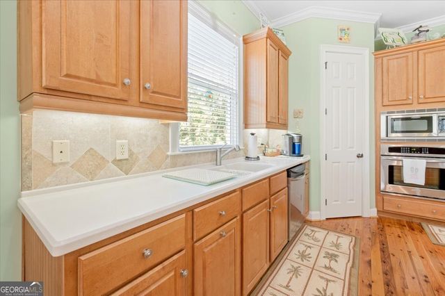 4787 Sunbury Rd, Midway, GA 31320