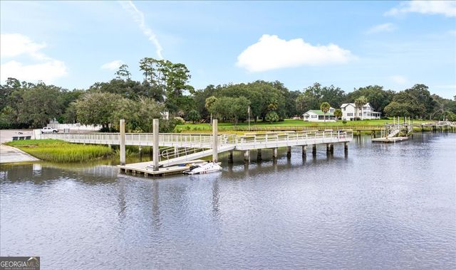 4787 Sunbury Rd, Midway, GA 31320