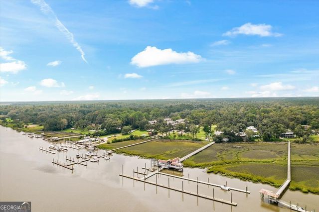 4787 Sunbury Rd, Midway, GA 31320