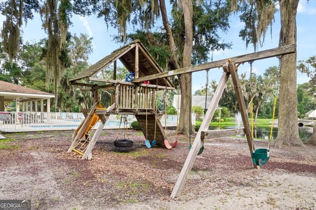 4787 Sunbury Rd, Midway, GA 31320