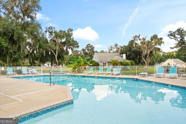 4787 Sunbury Rd, Midway, GA 31320