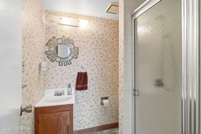 4 Salem Lane, Jackson, NJ 08527