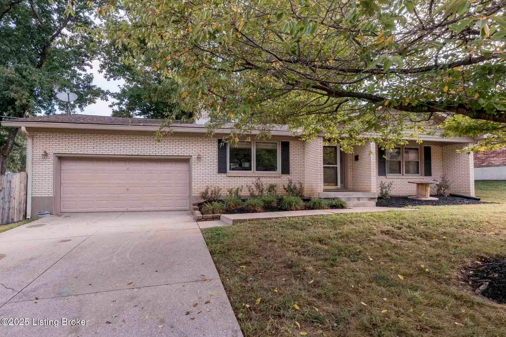 7405 Ridan Way, Louisville, KY 40214
