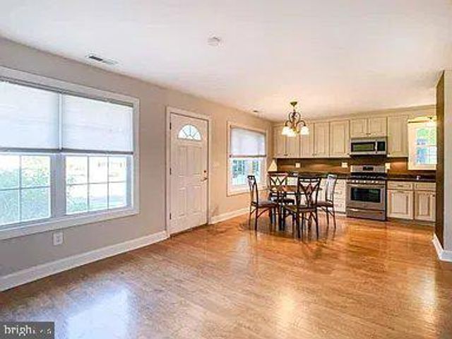 225 ALLENDALE DR, Morrisville, PA 19067