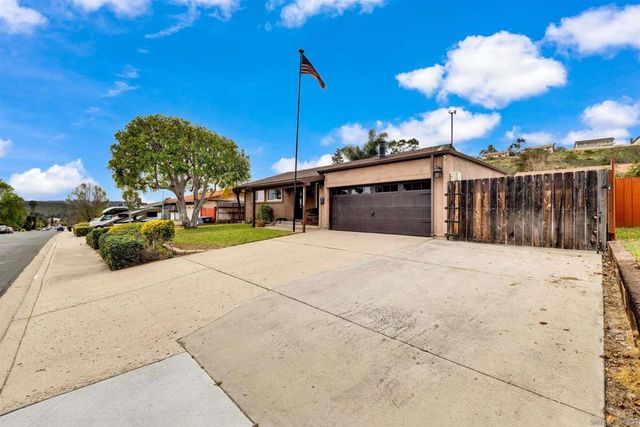 13622 Utopia Rd, Poway, CA 92064