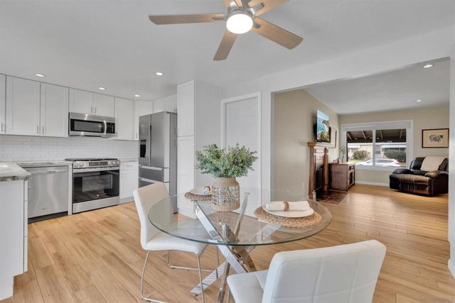 13622 Utopia Rd, Poway, CA 92064