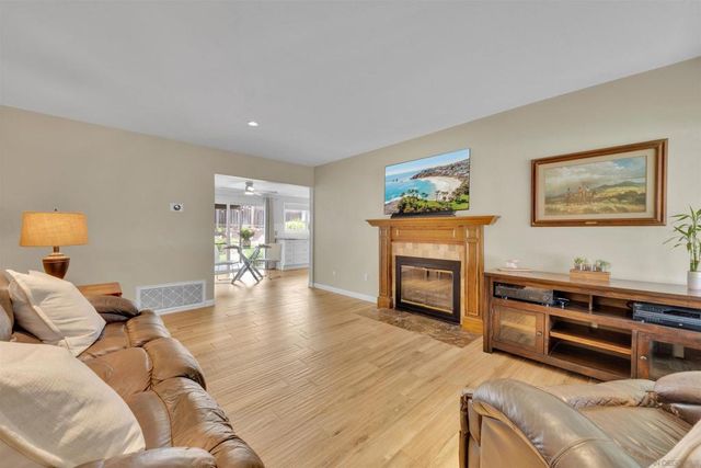 13622 Utopia Rd, Poway, CA 92064