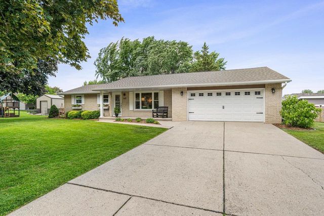1639 COLONY DRIVE, De Pere, WI 54115