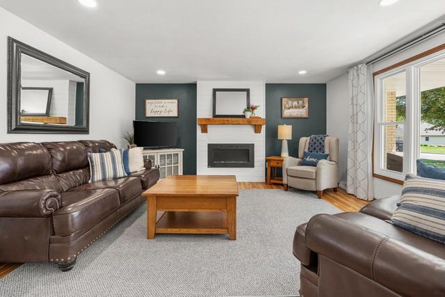 1639 COLONY DRIVE, De Pere, WI 54115