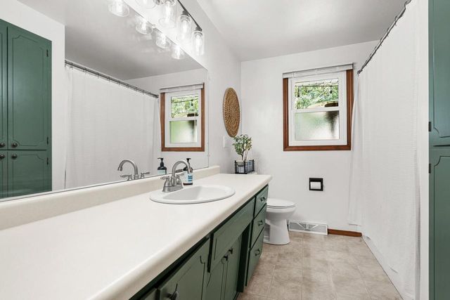 1639 COLONY DRIVE, De Pere, WI 54115