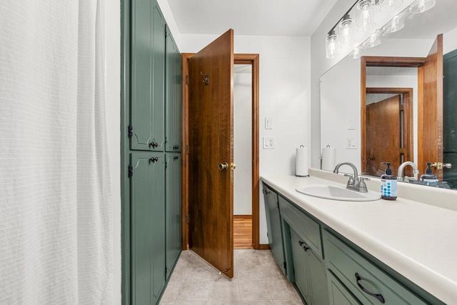 1639 COLONY DRIVE, De Pere, WI 54115