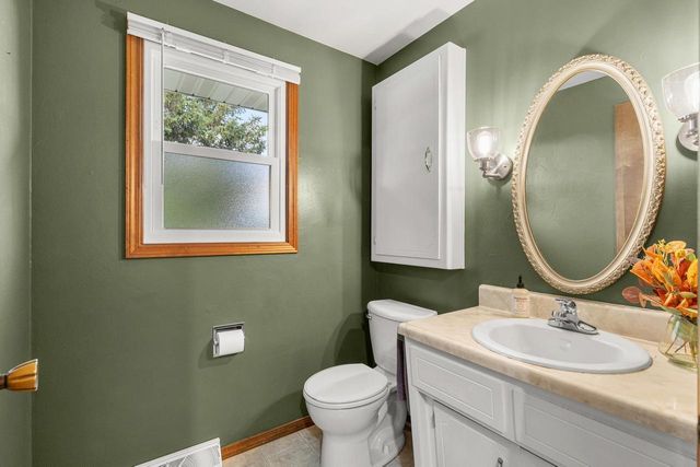 1639 COLONY DRIVE, De Pere, WI 54115