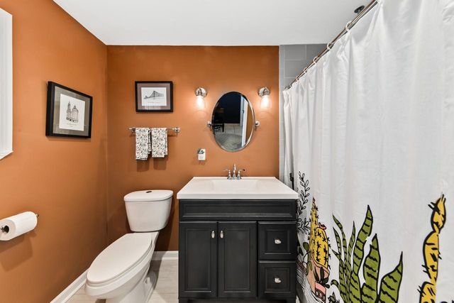 16935 Martha DRIVE, Brookfield, WI 53005