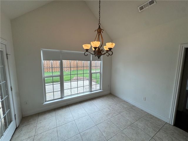407 Lyndal Lane, Bentonville, AR 72712