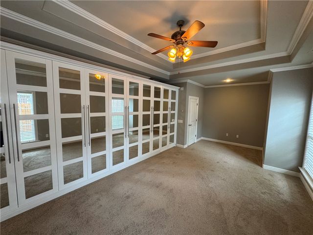 407 Lyndal Lane, Bentonville, AR 72712