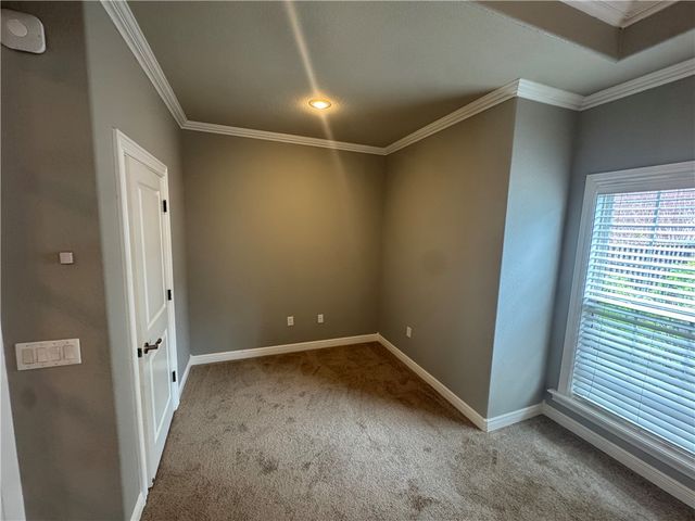 407 Lyndal Lane, Bentonville, AR 72712