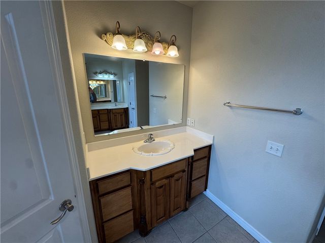 407 Lyndal Lane, Bentonville, AR 72712