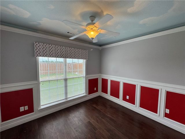 407 Lyndal Lane, Bentonville, AR 72712