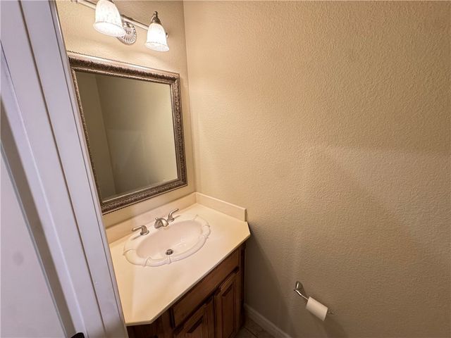 407 Lyndal Lane, Bentonville, AR 72712